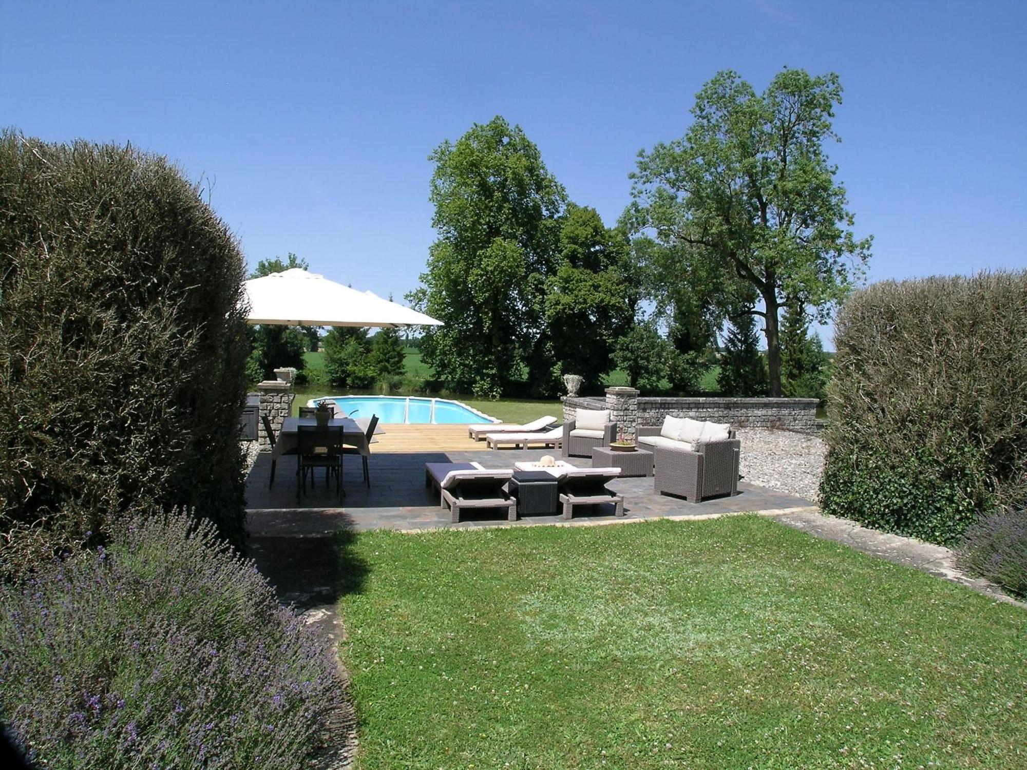 Chateau Du Bourbet Cherval Exterior foto