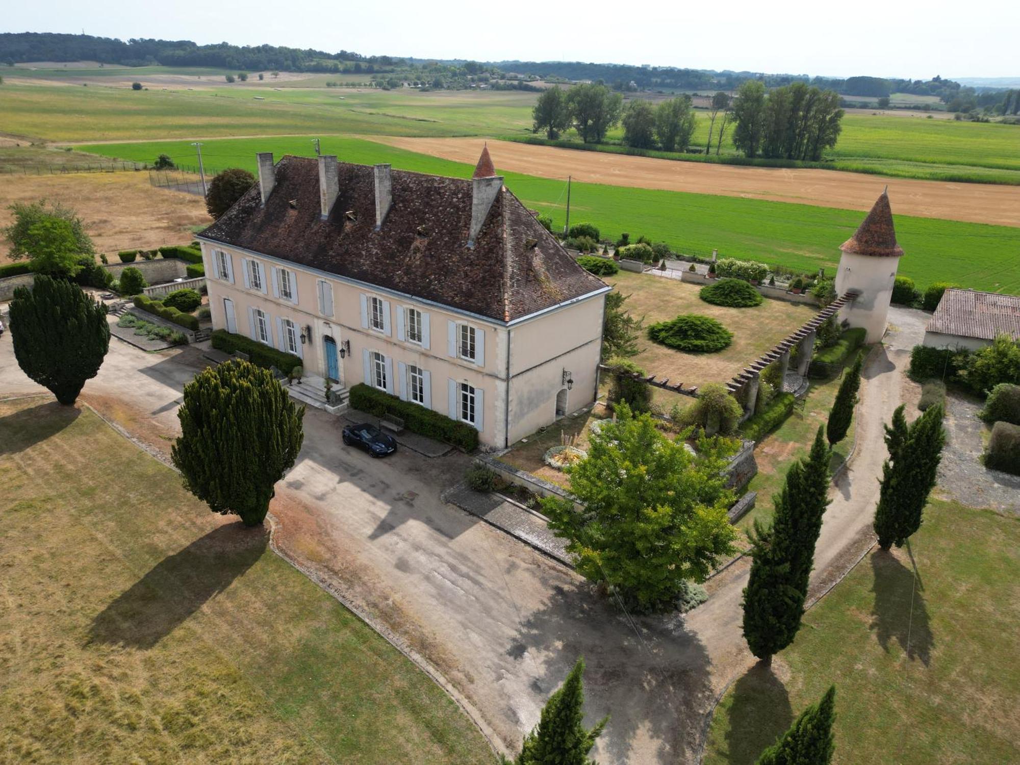 Chateau Du Bourbet Cherval Exterior foto